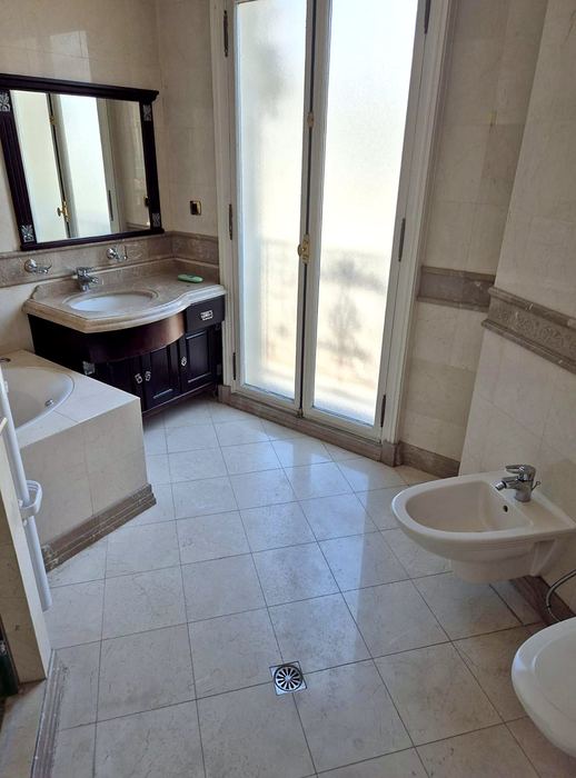 Avant — Appartement haussmannien