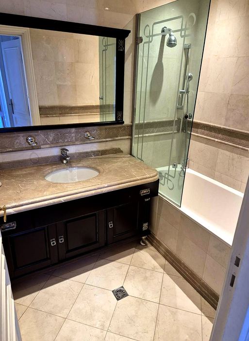 Avant — Appartement haussmannien
