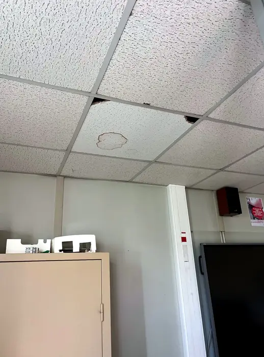 Faux plafonds — avant travaux, photo 7 sur 10
