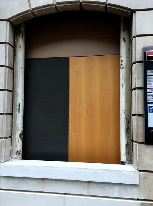 Menuiseries extérieures — pendant les travaux, photo 1 sur 4