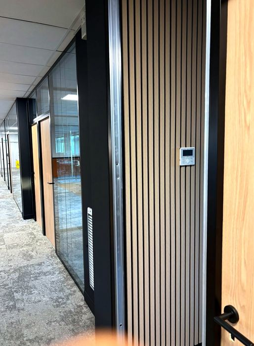 Après — Plateau de bureaux