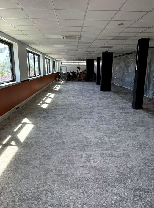 Après — Plateau de bureaux