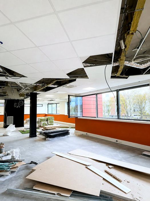Avant — Plateau de bureaux