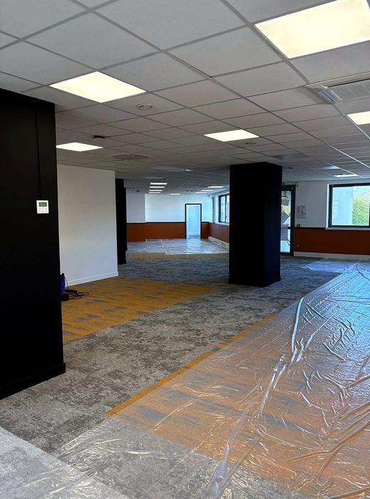 Pendant les travaux — Plateau de bureaux